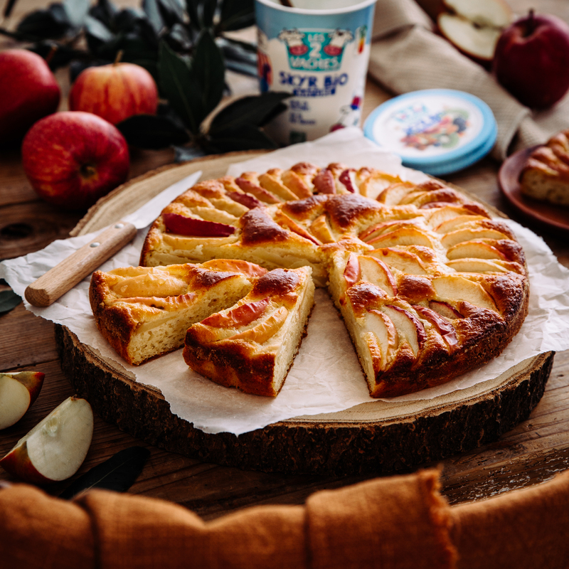 Recette Du Gâteau Moelleux Aux Pommes Et Skyr - ﻿Les 2 Vaches